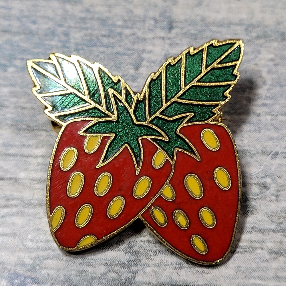 AVIVA Strawberry Enamel Pin with Gold Accents